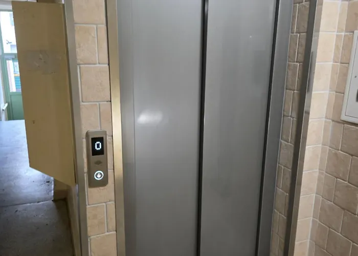 Maklakiewicza 11 Apartament *